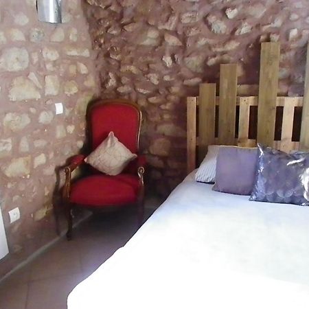 Le Donjon De La Reine Margot Bed & Breakfast Beaumont  Luaran gambar
